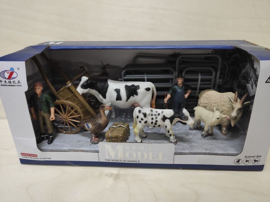 Набор животных "Ферма" Series Model Q9899 Y-30 (2 мужика, тачка, коровы, козы, гусь)